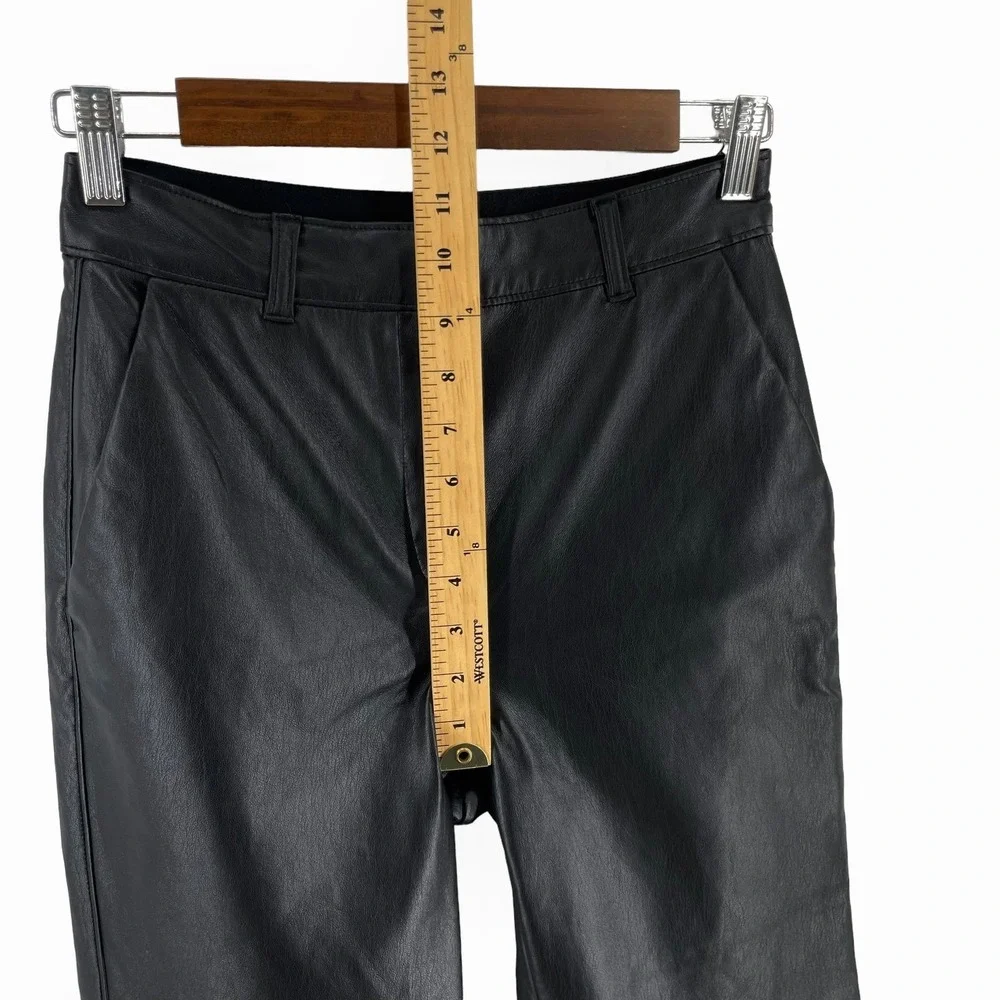 Aritzia Babaton Black Vegan Leather‎ Command Cropped Pant Straight Pants Size 2